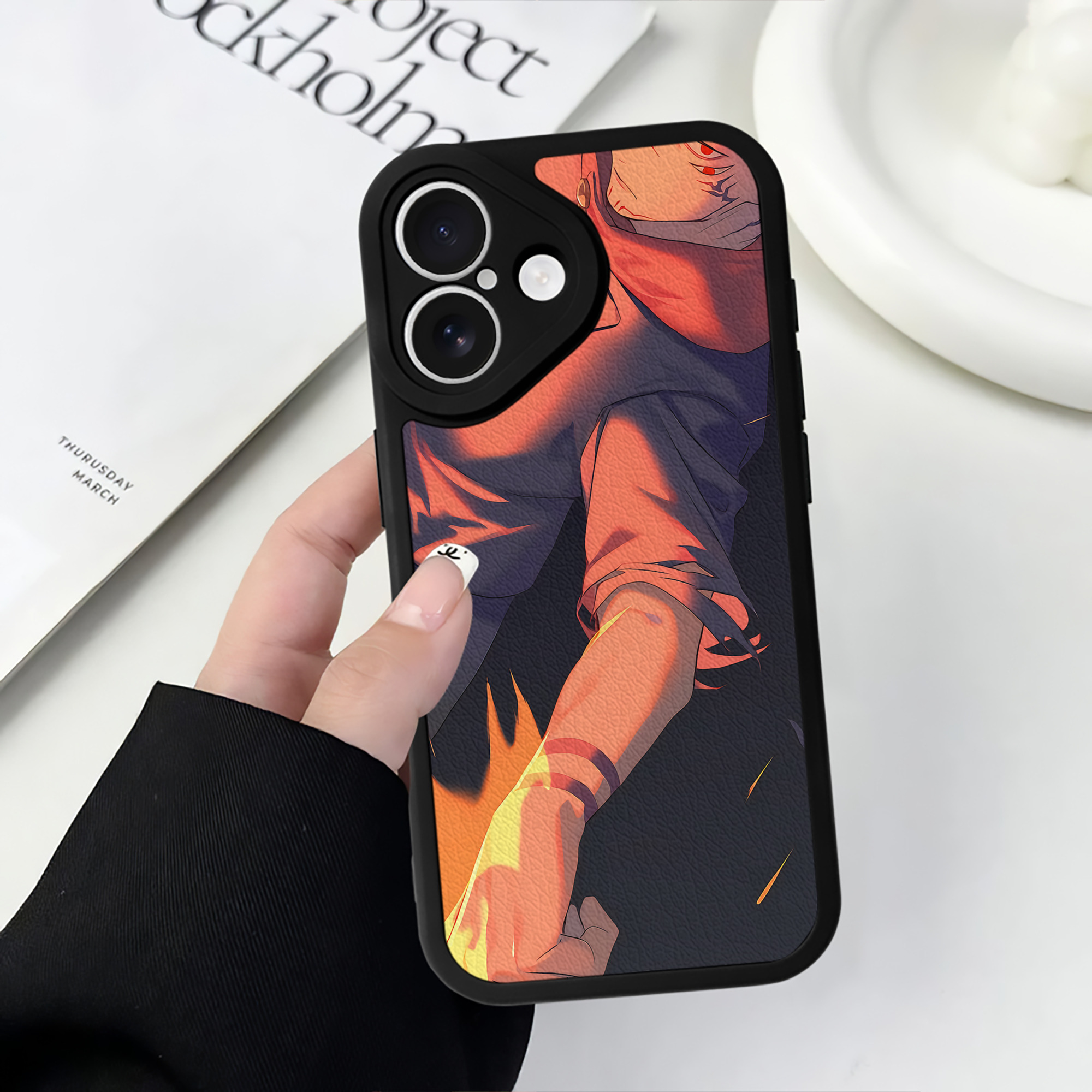 （画像用） 呪術廻戦 Jujutsu Kaisen 【iPhone 16シリーズ対応】シリコンスマホケース（レザー調） 材質：シリコン